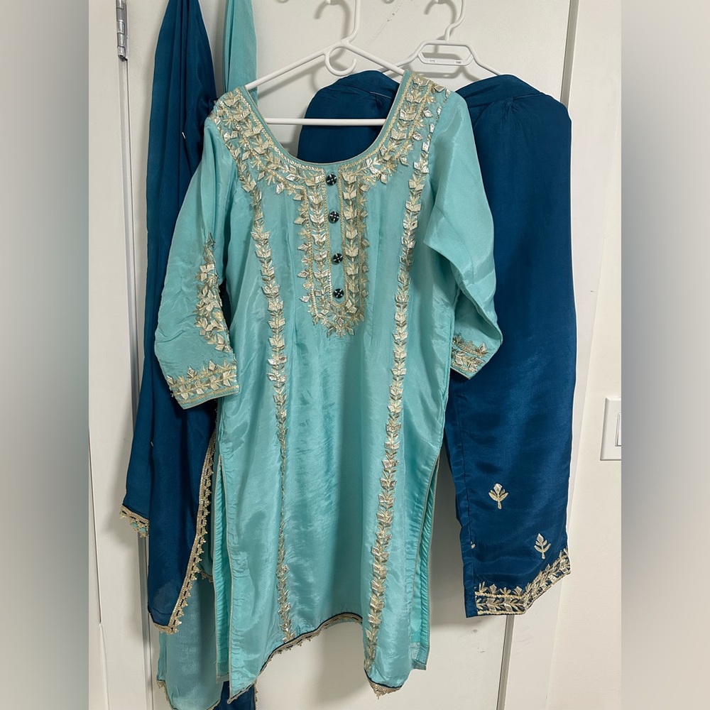 Salwar Kameez suit